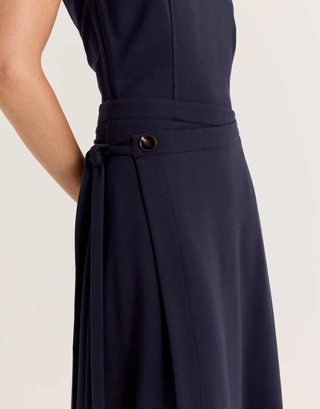 Review - Yorkville Ponte Dress