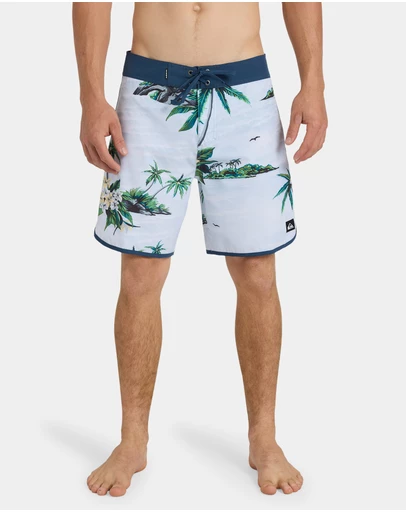 Quiksilver - Mens Surfsilk Scallop 18