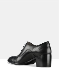 Habbot - Froth Lace-up Heels