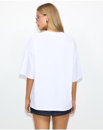 Dazie - Stay In Bloom Oversized Graphic Tee
