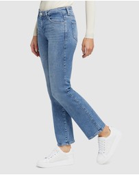 GUESS - Sexy Straight Jeans