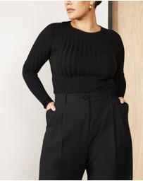 Atmos&Here Curvy - Noa Pleated Pants