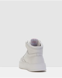 Rollie - CourtPro Mens Hi Sneaker