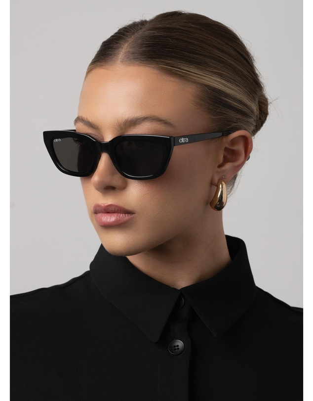 Otra Eyewear  - Nove - Black/Smoke