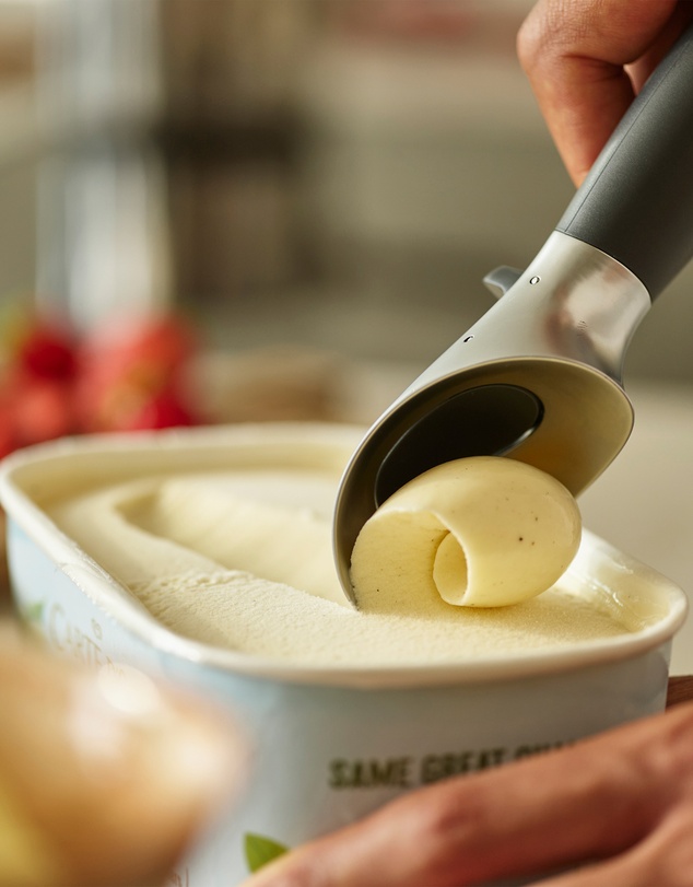 Joseph Joseph - Elevate™ Ice-Cream Scoop with Integrated Tool Rest