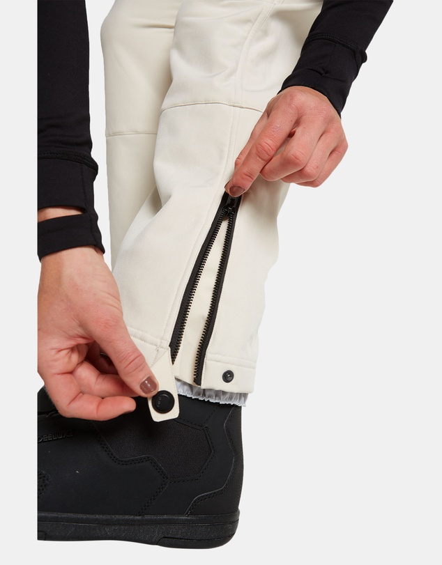 ROJO Outerwear - Softshell High Rise Pant