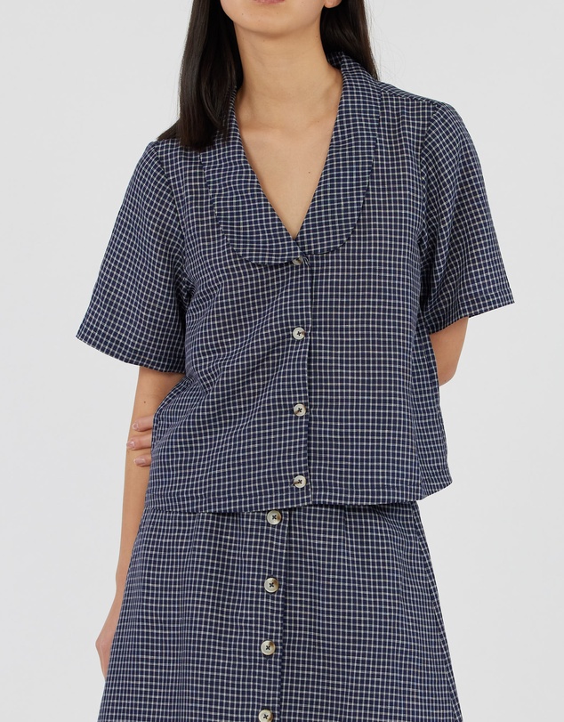 Amelius - Virtuous Check Buttoned Top