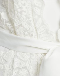 Homebodii - Madonna Lace Robe