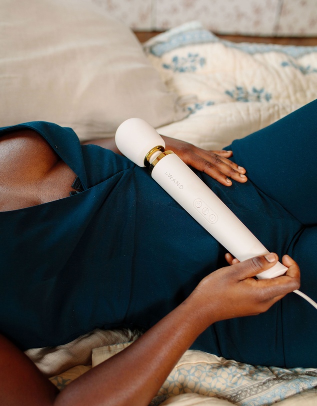 Le Wand - Le Wand Powerful Plug-in Massager