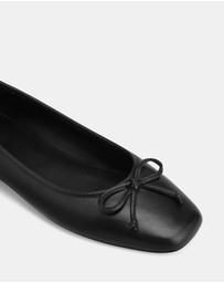 Wittner - Armenia Leather Ballet Flats