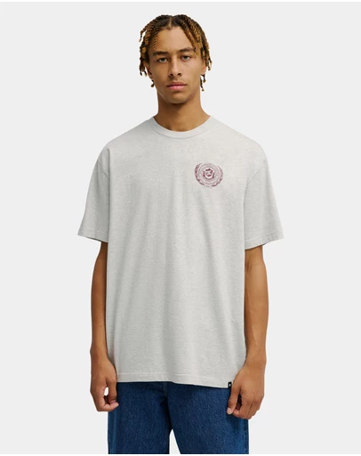 DC Shoes - Mens DC Honor Badge T-Shirt