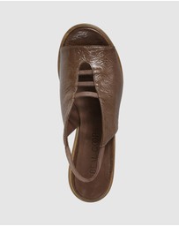 Beau Coops - Delphine Slingbacks