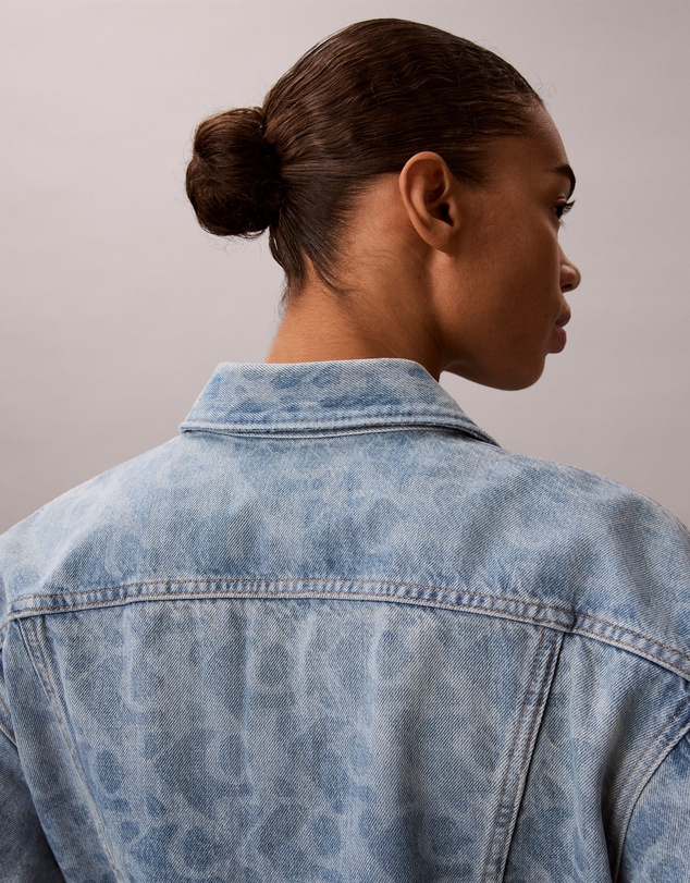 Calvin Klein Jeans - Allover Monogram 90s Denim Trucker Jacket