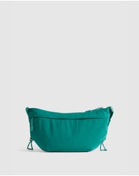 Nere - n.motion Crescent Sling Bag