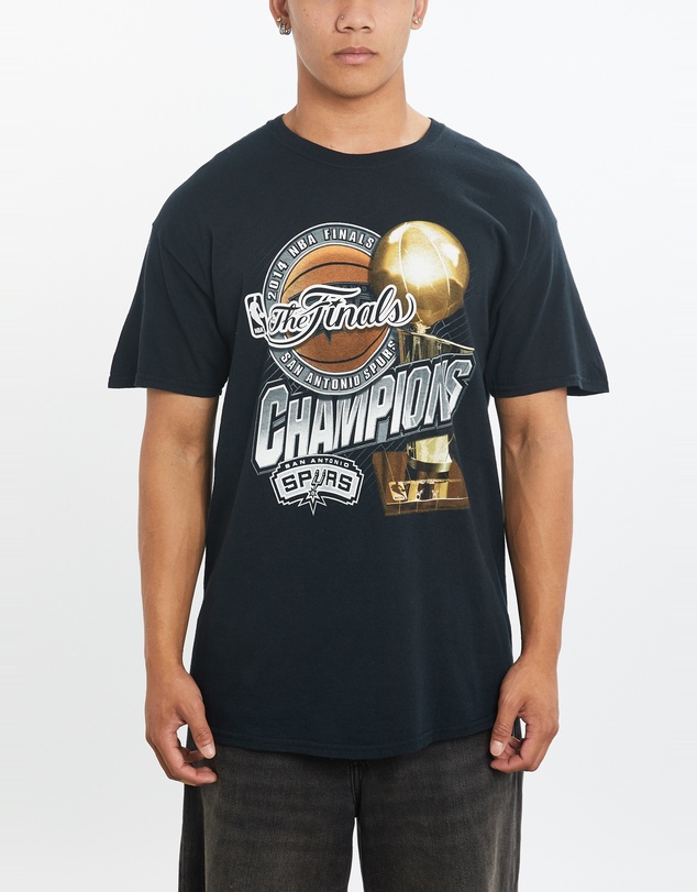 Vintage by The Real Deal - Pre Loved - Vintage NBA San Antonio Spurs Tee