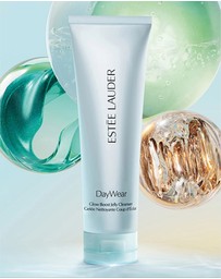 Estee Lauder - DayWear Glow Boost Gel Cleanser 125ml