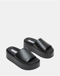 Steve Madden - Playa Black Sandals