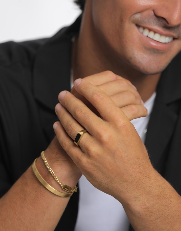 Kuzzoi - ICONIC EXCLUSIVE - Enamel Signet Ring in Gold-Plated 925 Sterling Silver