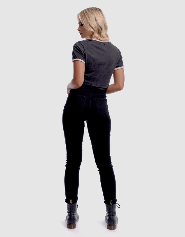 DVNT - Dead Ringer Crop