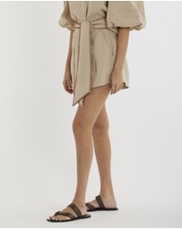 Amelius - Chloe Stitch Detail Linen Short