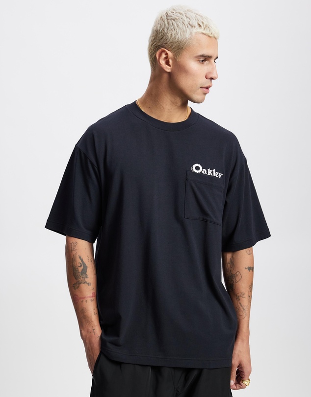 Oakley - Retro Flag Tee 1.0