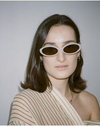 Salana - The Lucia Frame