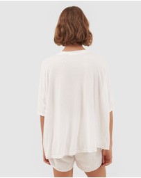 Primness - Junie Tee
