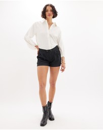 Amelius - Eleanor Tailored Short