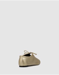 Sempre Di - Nima Slip Ons