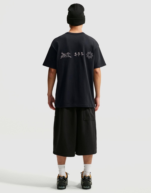 Nike - Nike Sportswear Premium Essentials T-Shirt