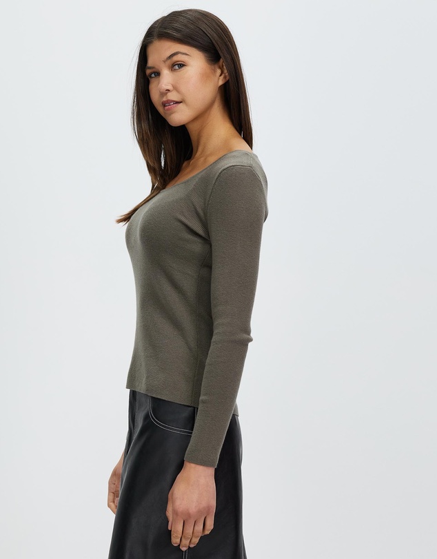 Honey and Beau - Round Neck Base Top