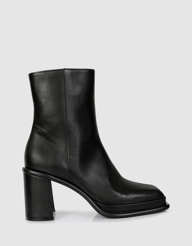 Beau Coops - Deonisia Ankle Boots