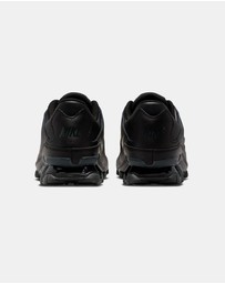Nike - Reax 8 TR - Women's