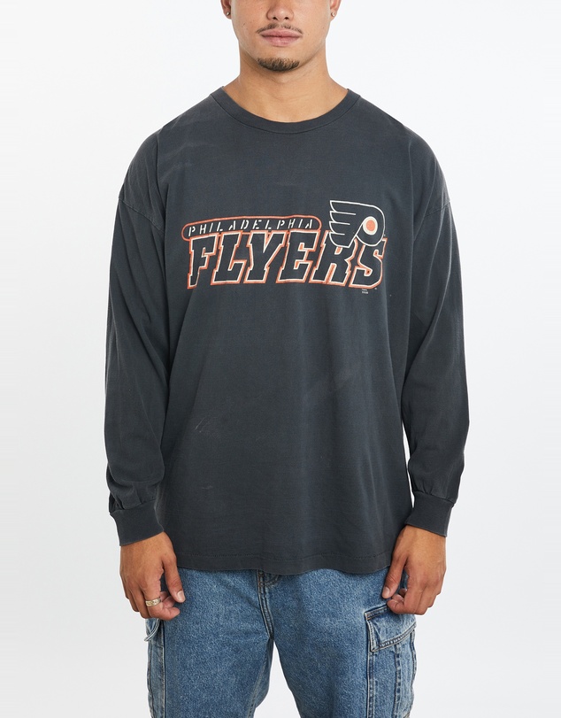 Vintage by The Real Deal - Pre Loved - Vintage NHL Philadelphia Flyers Long Sleeve Tee