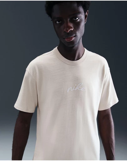 Nike - Sportswear Premium Essentials T-Shirt