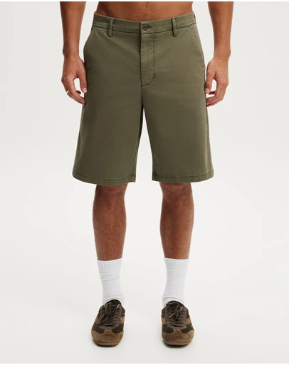Cotton On - Baggy Chino Short