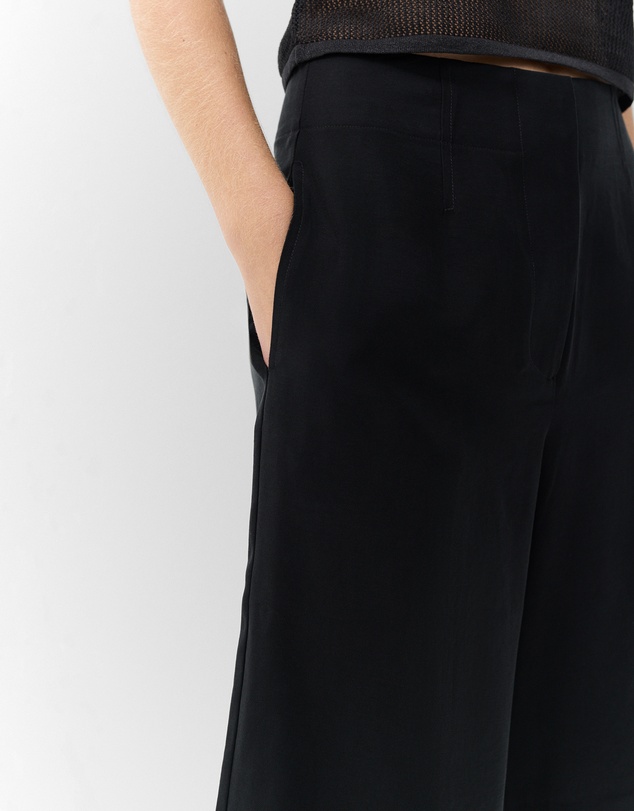 UNISON - Tailored Bermuda Short