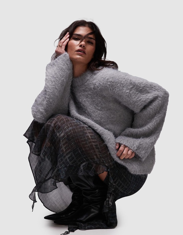 TOPSHOP - Knitted Chunky Crew Neck Cardigan
