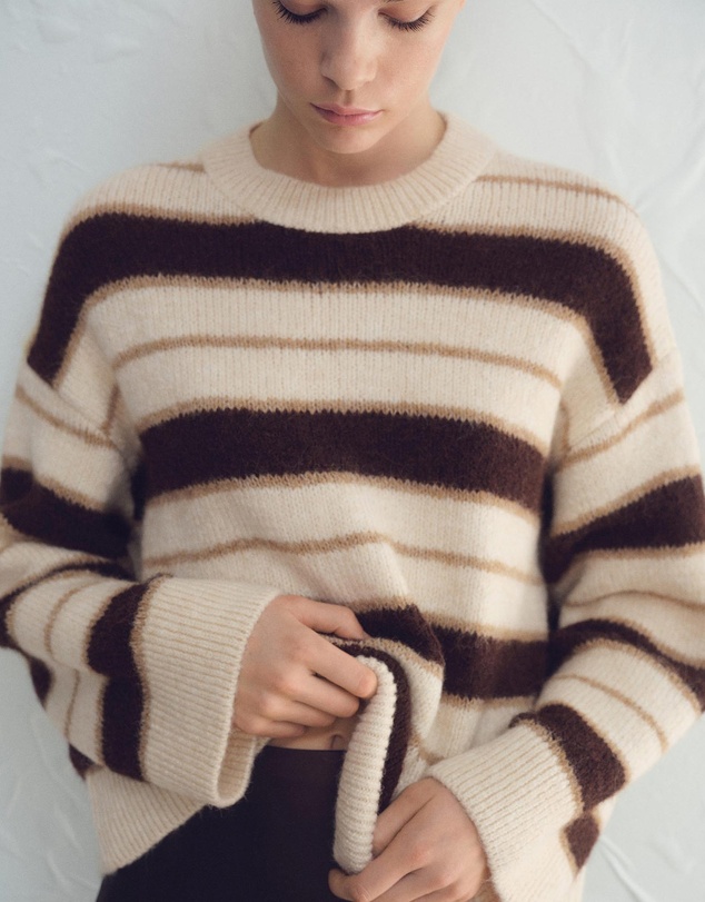 M.N.G - Nuevayol Sweater