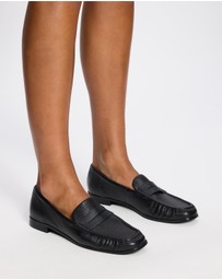 AERE - Classic Leather Loafers