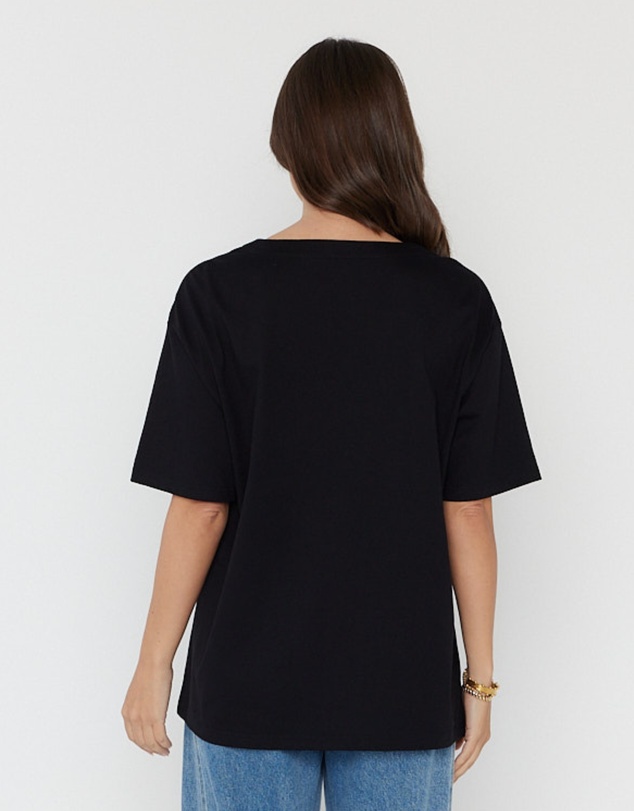 ALEXANDRA - Avara V-Neck T-Shirt Black
