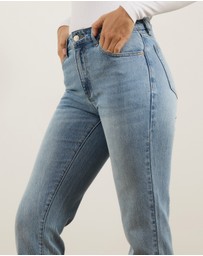 Atmos&Here - Lola Mid Rise Slim Leg Straight Jeans