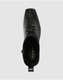 Sempre Di - Jazlyn Ankle Boots