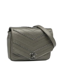 Pre-Loved by Azura Reborn - Pre-Loved chanel Chanel 19 Crossbody Bag Grey Leather