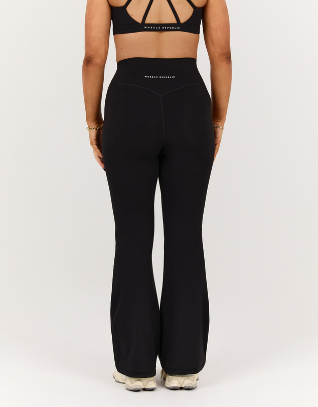 Muscle Republic - Luxe Bella Petite Flares