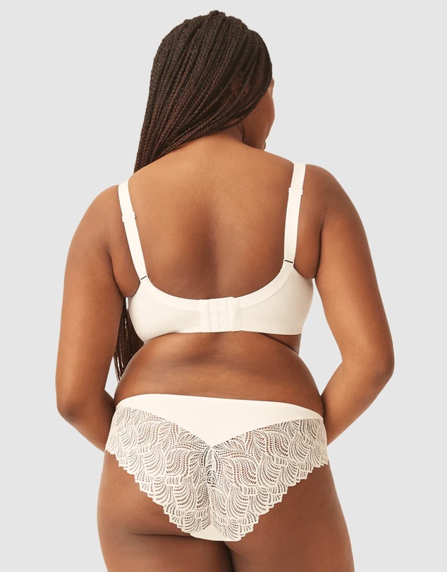 Naturana - The Friday Recycled Lace Lined Underwire Bra
