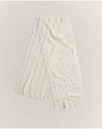 Trenery - Cable Knit Scarf in Marshmallow