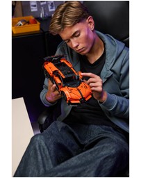 LEGO - 42222 Bugatti Chiron Pur Sport Hyper Car