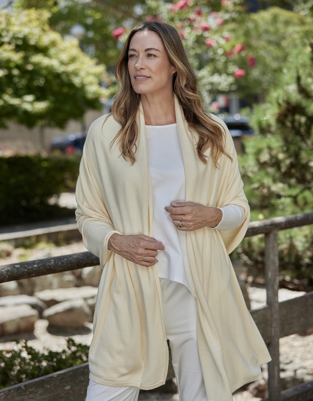 Bamboo Body - Bamboo & Recycled Cashmere Wool Travel Wrap - Vanilla
