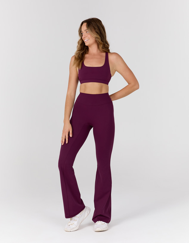 Muscle Republic - Luxe Bella Tall Flares